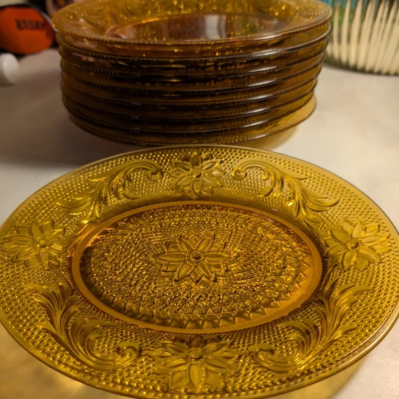 Tiara Amber Pressed Glass Dessert Plates - Set of 9 - Picture 1 of 4
